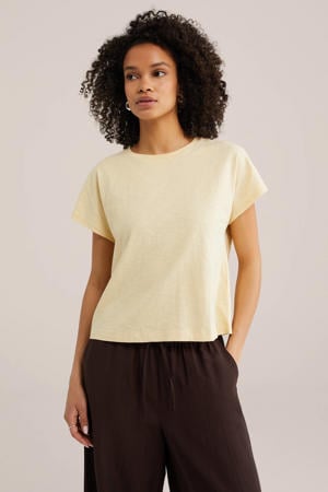 T-shirt lichtgeel