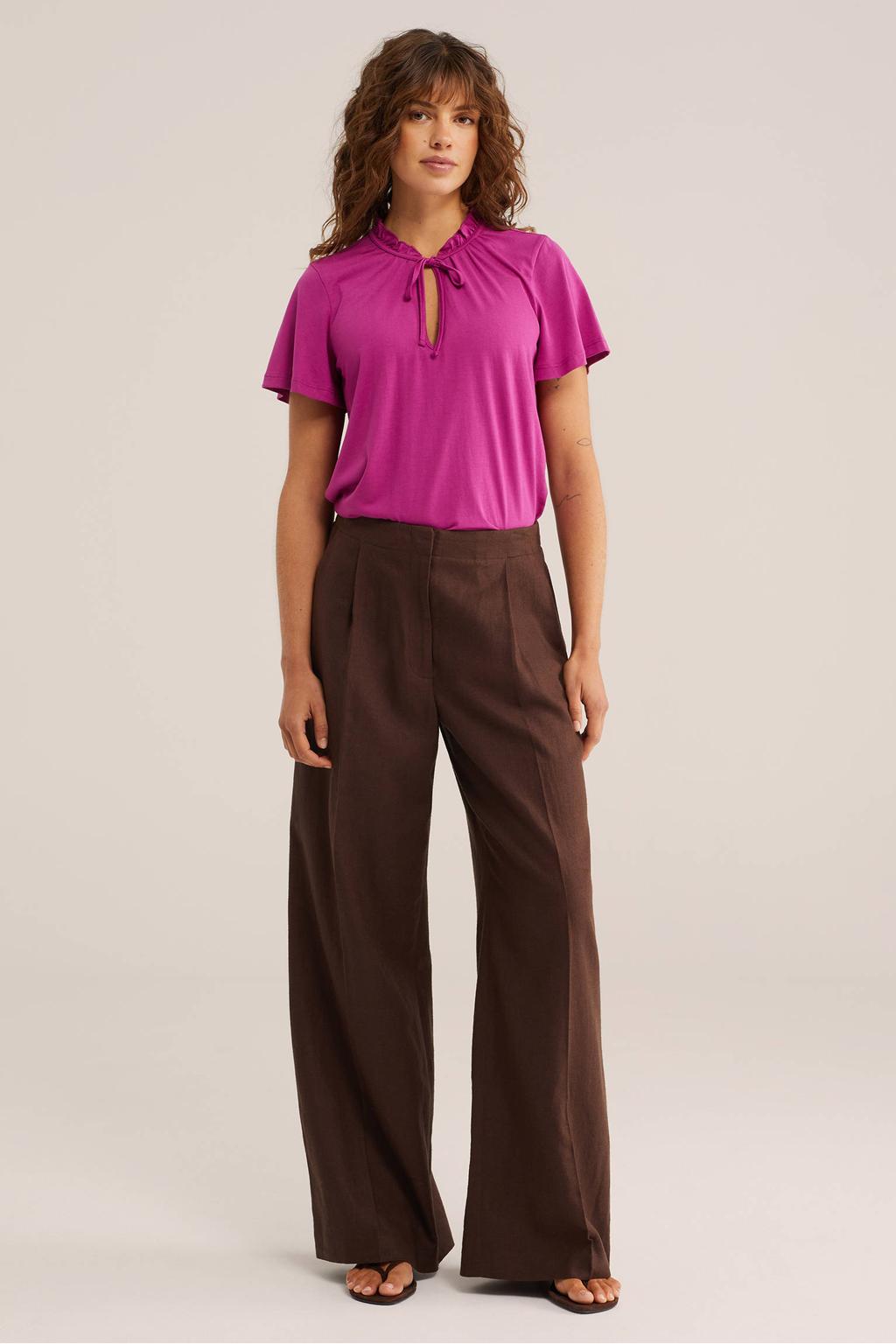 Roze dames WE Fashion top van viscose met effen, korte mouwen en V-hals