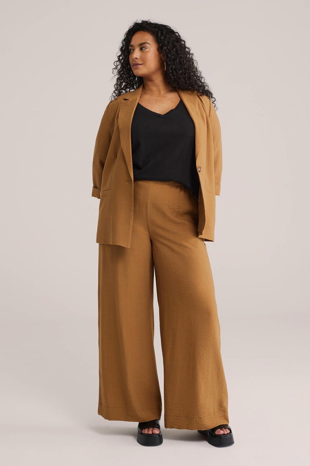 Zwarte dames WE Fashion Curve top met effen en V-hals