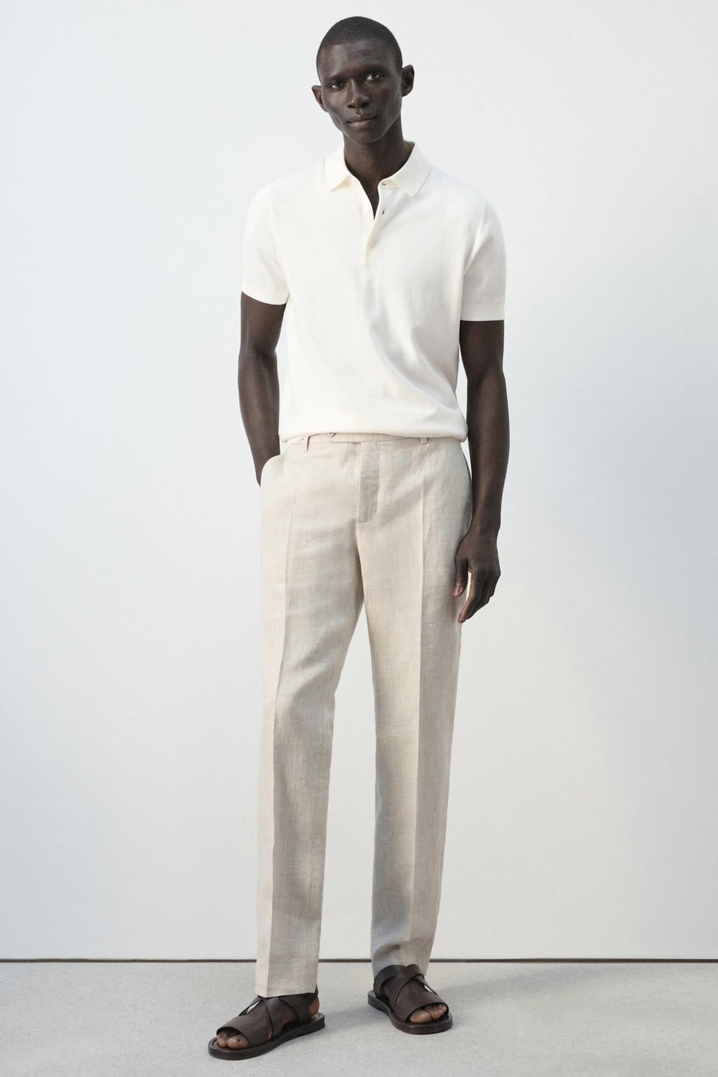 Witte heren Mango Man slim polo fijn gebreid van katoen met effen en korte mouwen