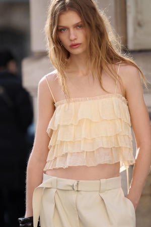 top beige