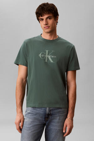 slim T-shirt donkergroen