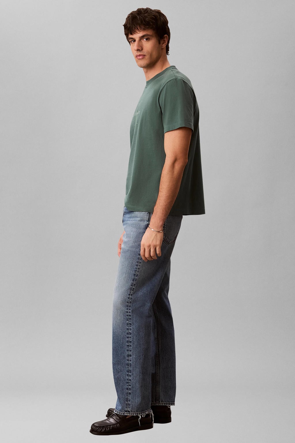 Donkergroene heren CALVIN KLEIN JEANS slim T-shirt van katoen met logo dessin, korte mouwen en ronde hals