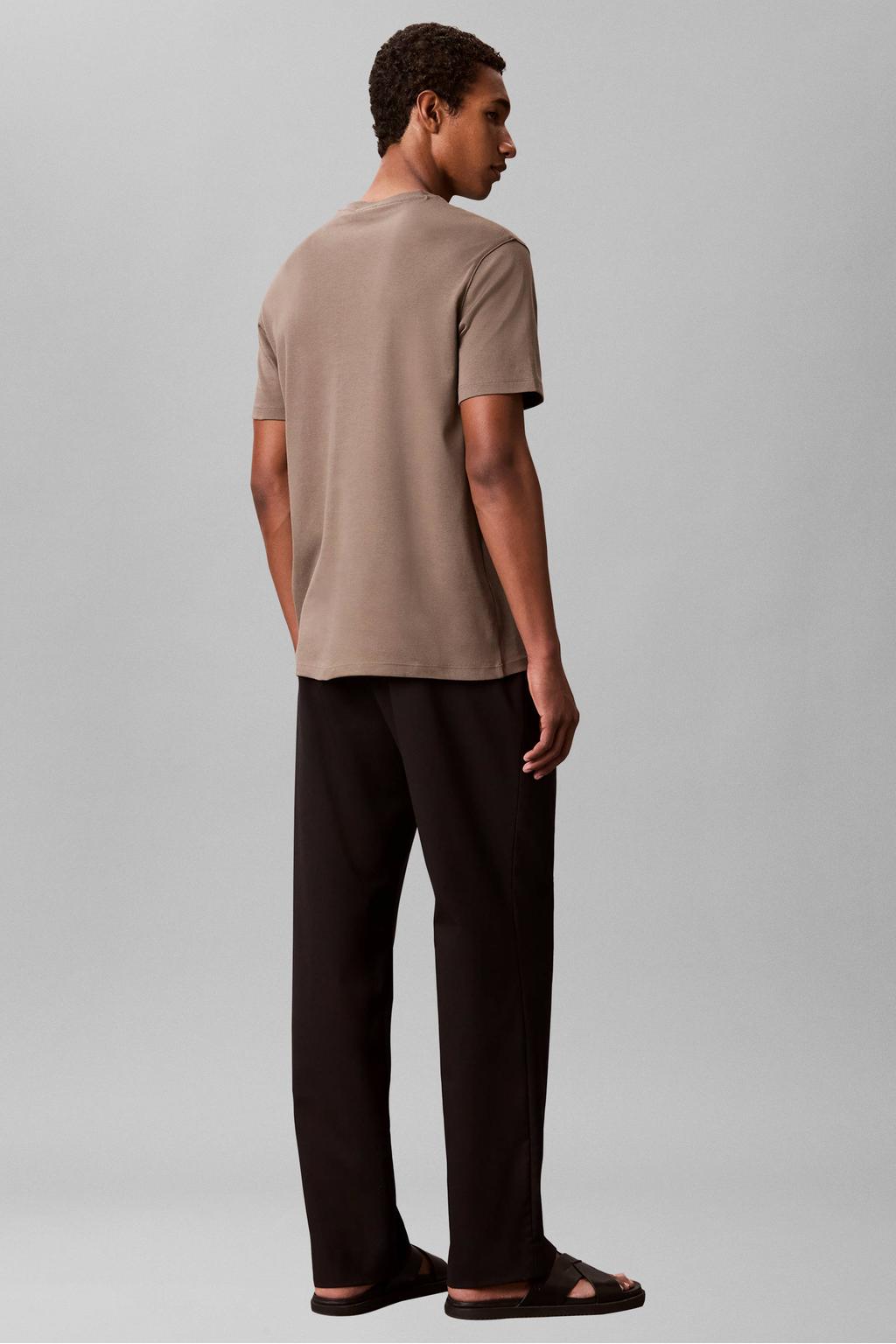 Bruine heren Calvin Klein regular T-shirt van katoen met effen, korte mouwen en ronde hals