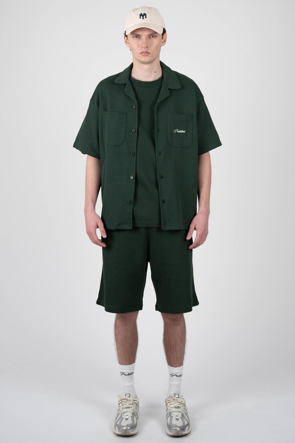 Prohibited Seaside Waffle Shorts regular casual short met textuur donkergroen