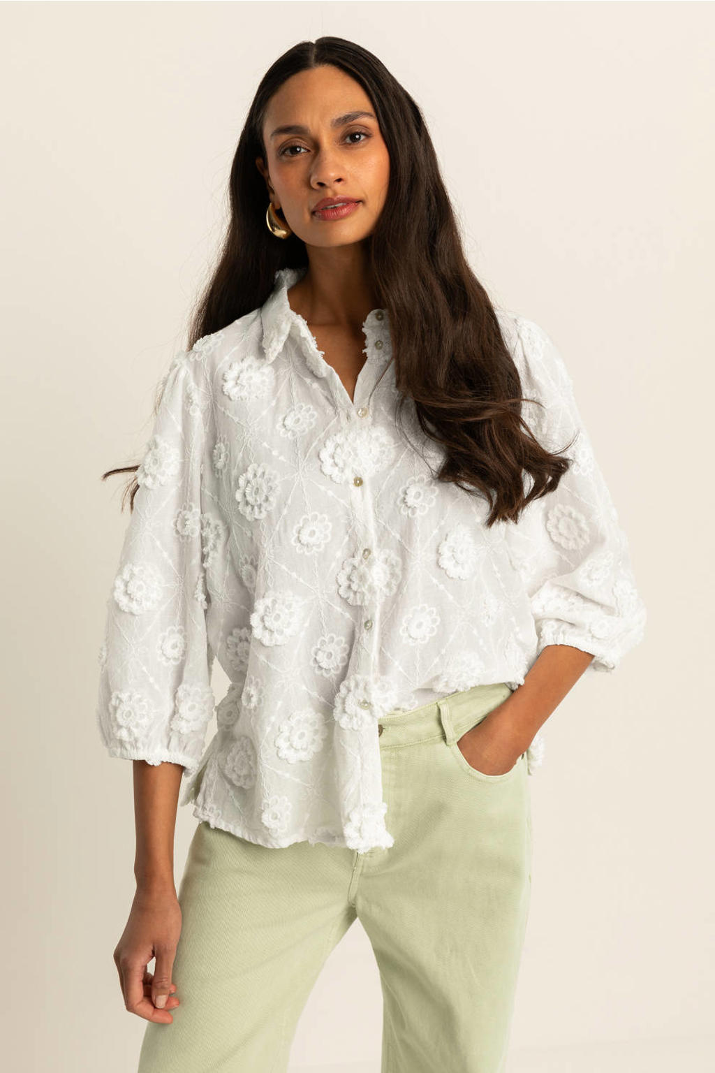 Ecru dames Expresso blouse broderie van katoen met effen, driekwart mouwen, klassieke kraag en knoopsluiting