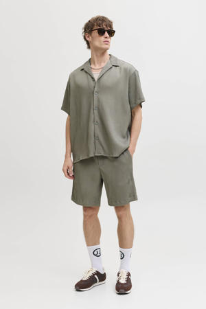 relaxed casual overhemd en short groen
