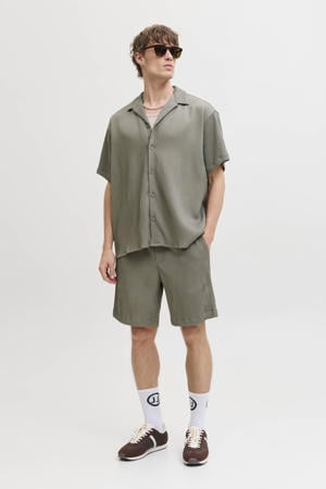 relaxed casual overhemd en short groen