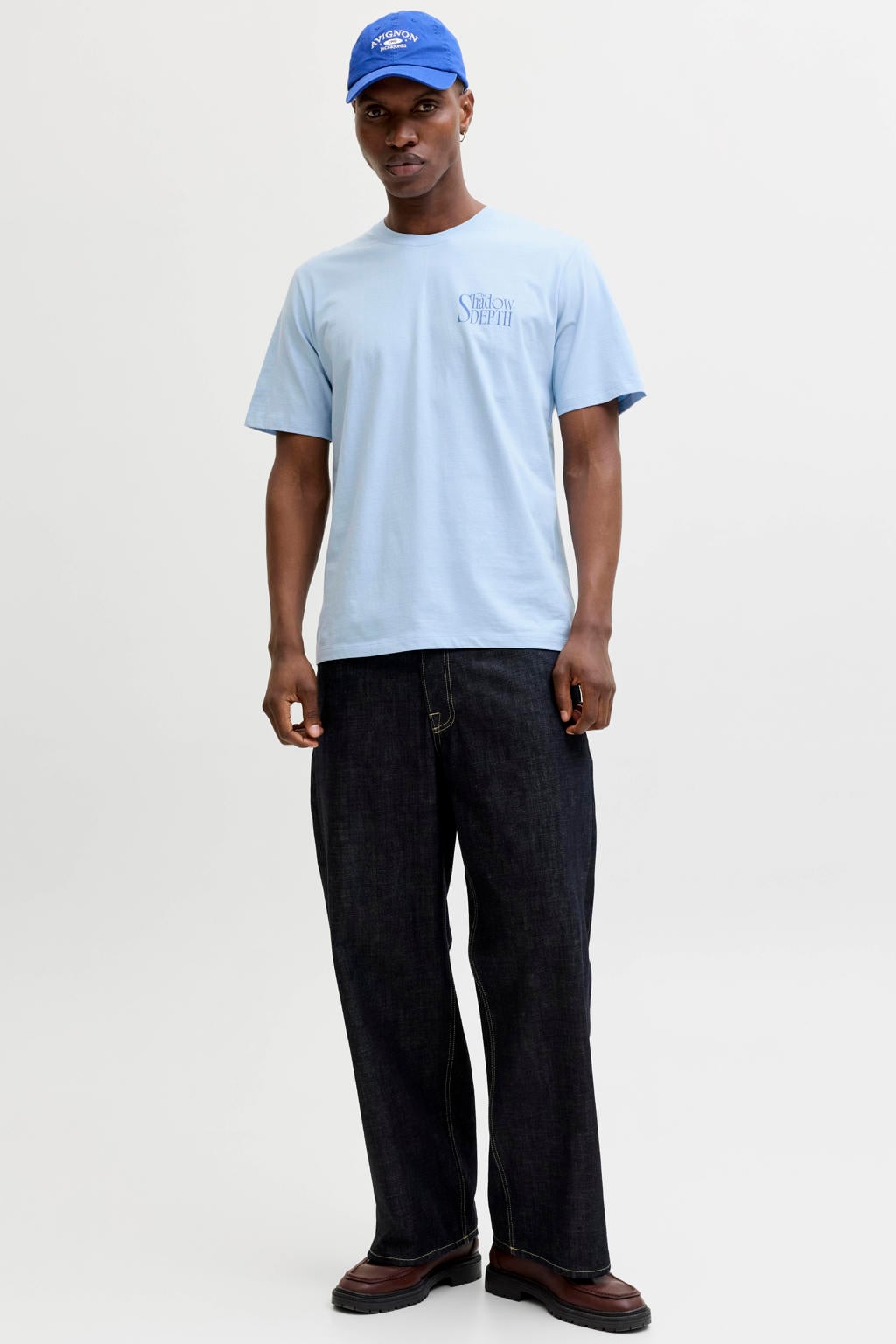 Lichtblauwe heren JACK & JONES ORIGINALS relaxed T-shirt van katoen met backprint, korte mouwen en ronde hals