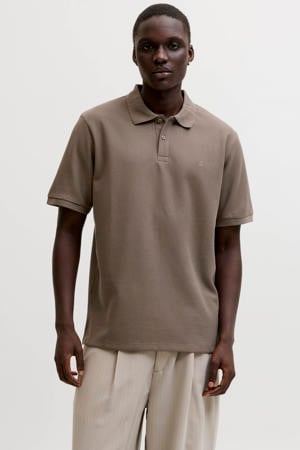 regular polo met textuur bruin
