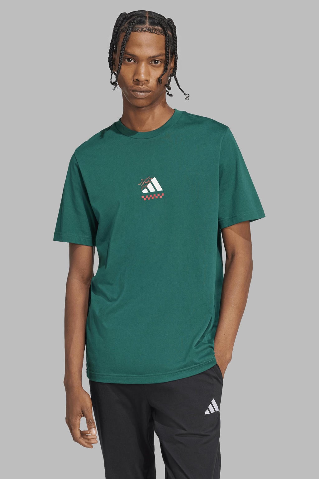 Groene heren adidas Sportswear T-shirt van katoen met backprint, korte mouwen en ronde hals