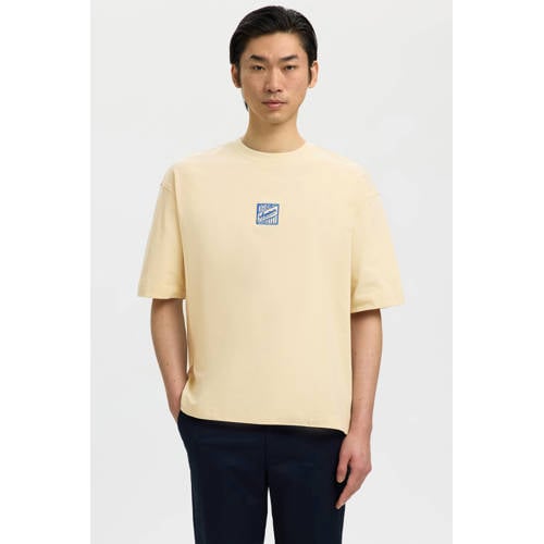SELECTED HOMME relaxed T-shirt met backprint geel afbeelding