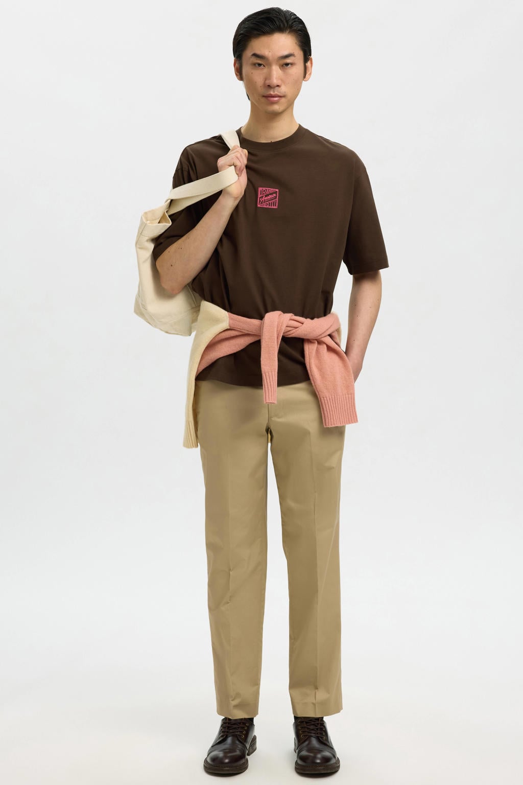 Bruine heren Selected relaxed T-shirt van katoen met backprint, korte mouwen en ronde hals