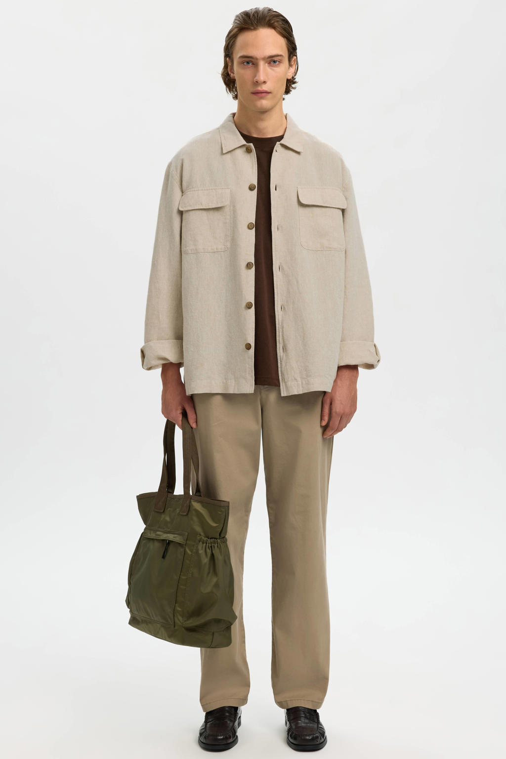 Beige heren Selected overshirt van linnen met effen, lange mouwen, klassieke kraag en knoopsluiting