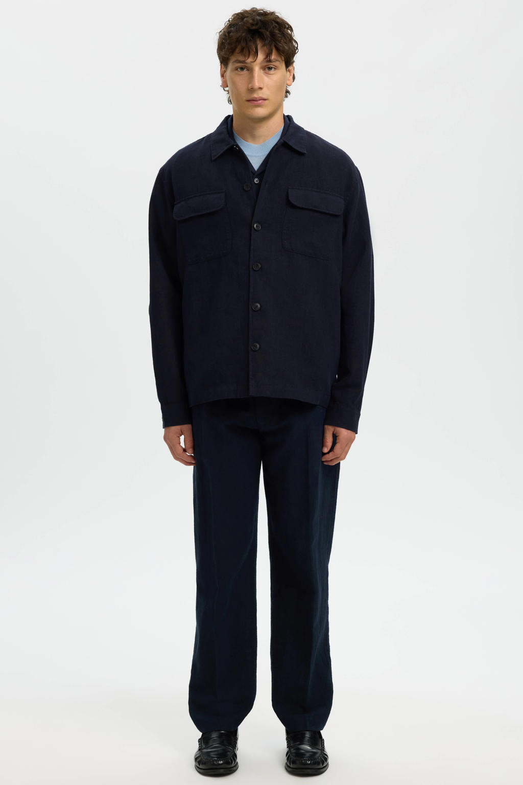 Donkerblauwe heren Selected overshirt van linnen met effen, lange mouwen, klassieke kraag en knoopsluiting