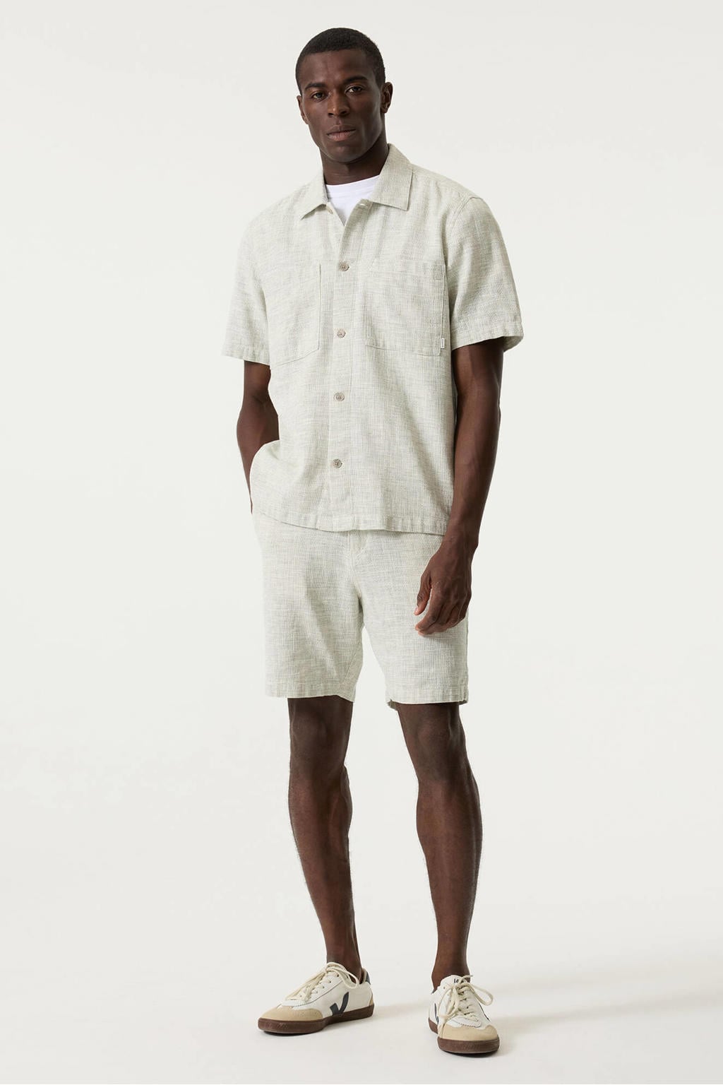 Garcia regular chino short met linnen lichtgroen
