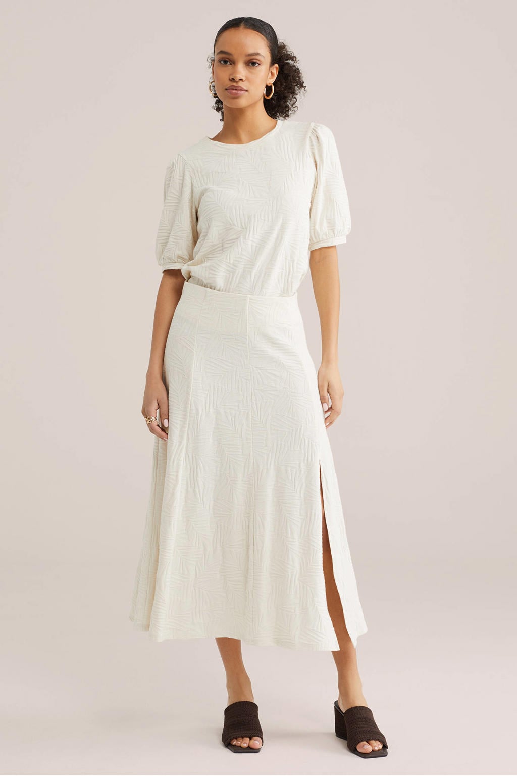 Ecru dames WE Fashion top met korte mouwen, ronde hals en jacquard