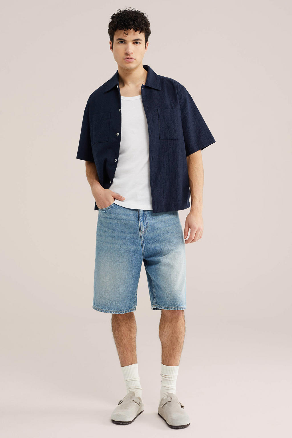 Donkerblauwe heren WE Fashion Blue Ridge relaxed casual overhemd van katoen met effen, korte mouwen, klassieke kraag en knoopsluiting