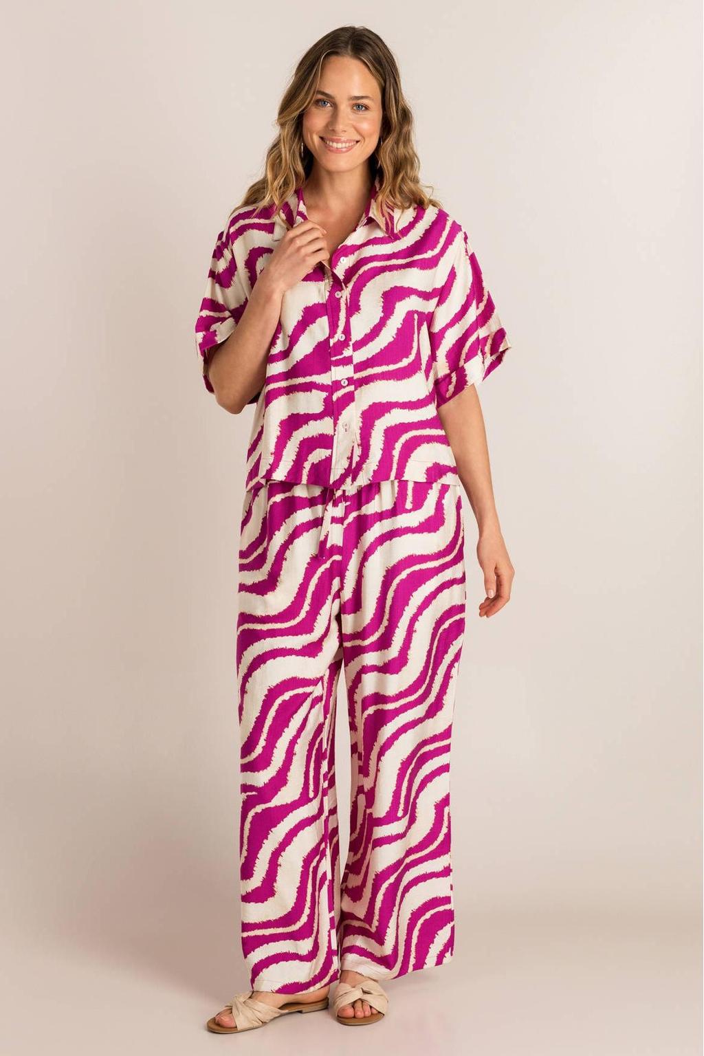 Roze en ecru dames Ivy Beau blouse van viscose met driekwart mouwen, klassieke kraag en knoopsluiting