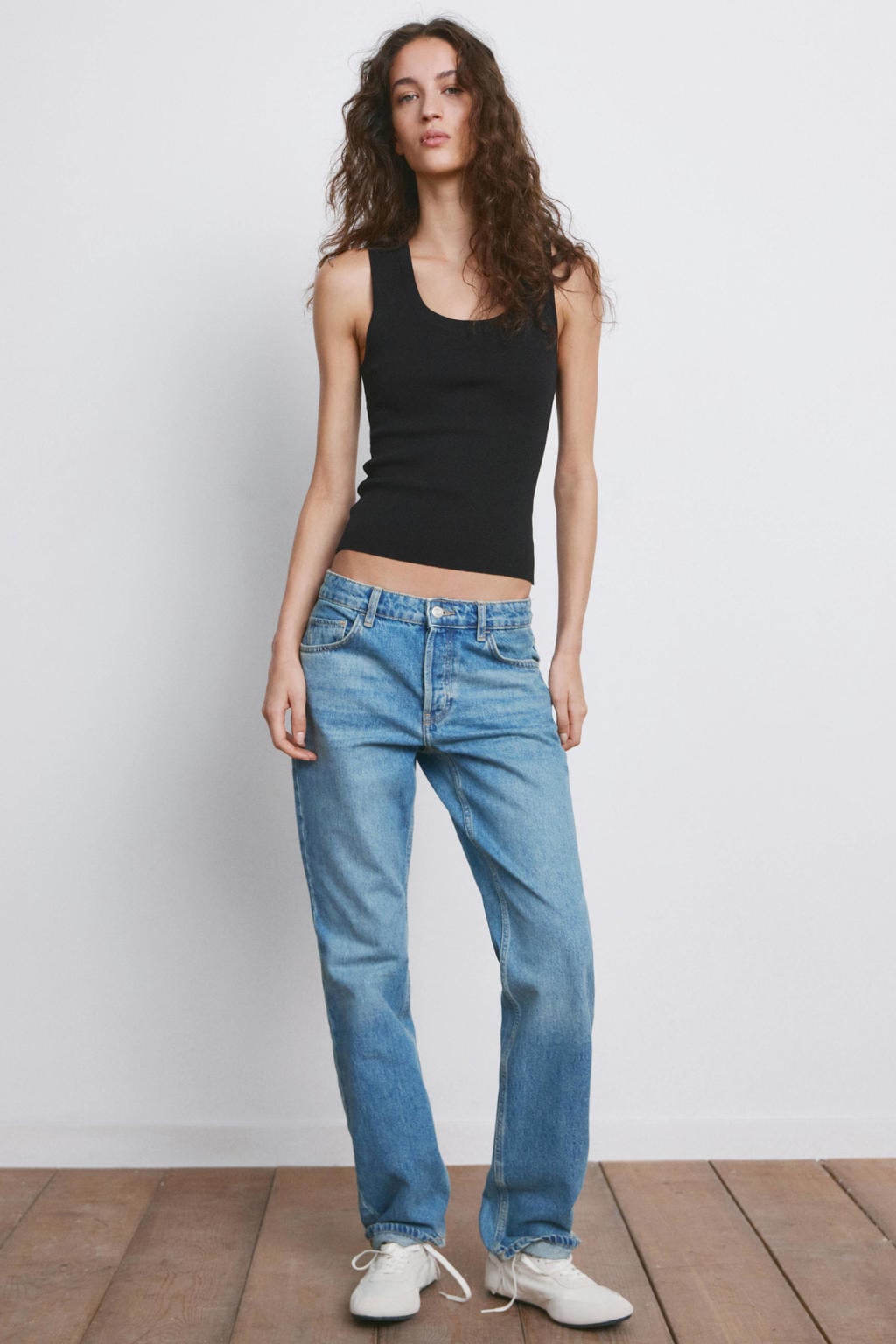 Zwarte dames Mango top van viscose met effen en ronde hals