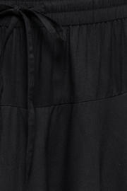 thumbnail: ONLY CARMAKOMA regular waist casual short zwart