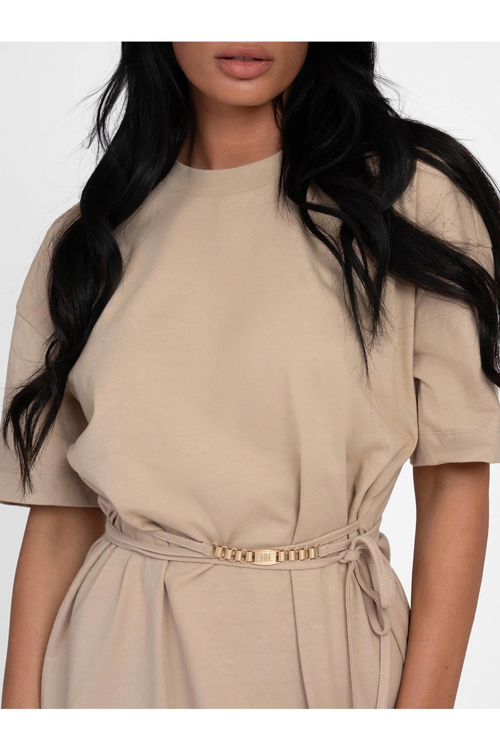 Beige dames NIKKIE T-shirtjurk korte jurk van katoen met effen, korte mouwen en ronde hals