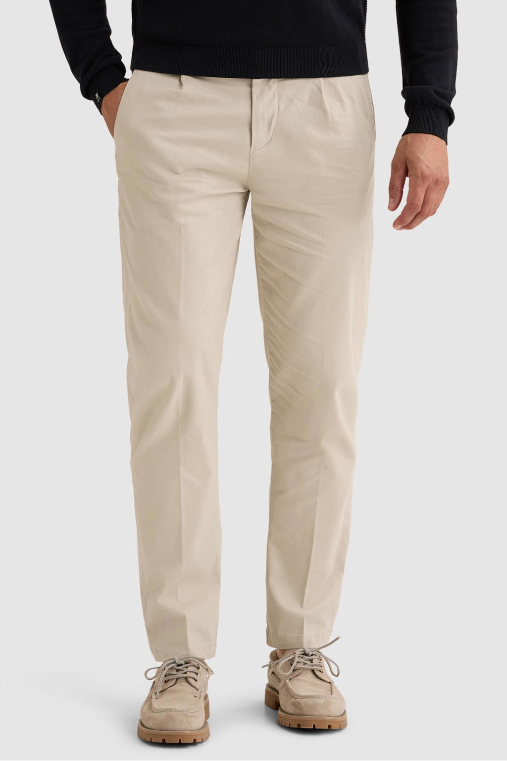 Vanguard V35 relaxed fit chino - silver lining