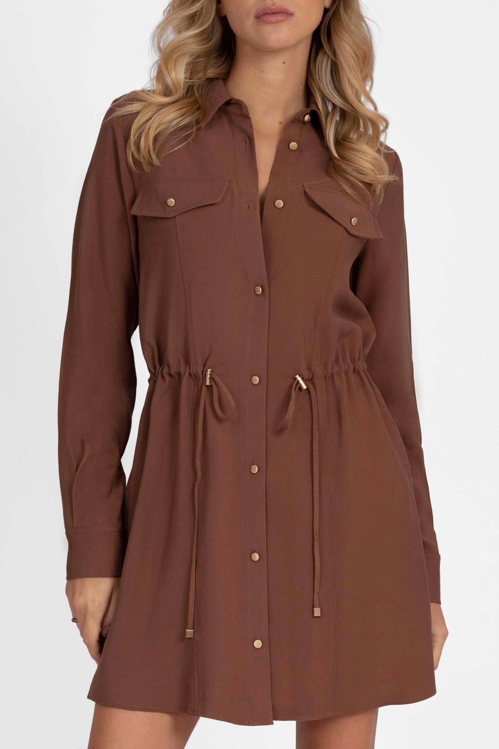 NIKKIE viscose korte blousejurk - bruin