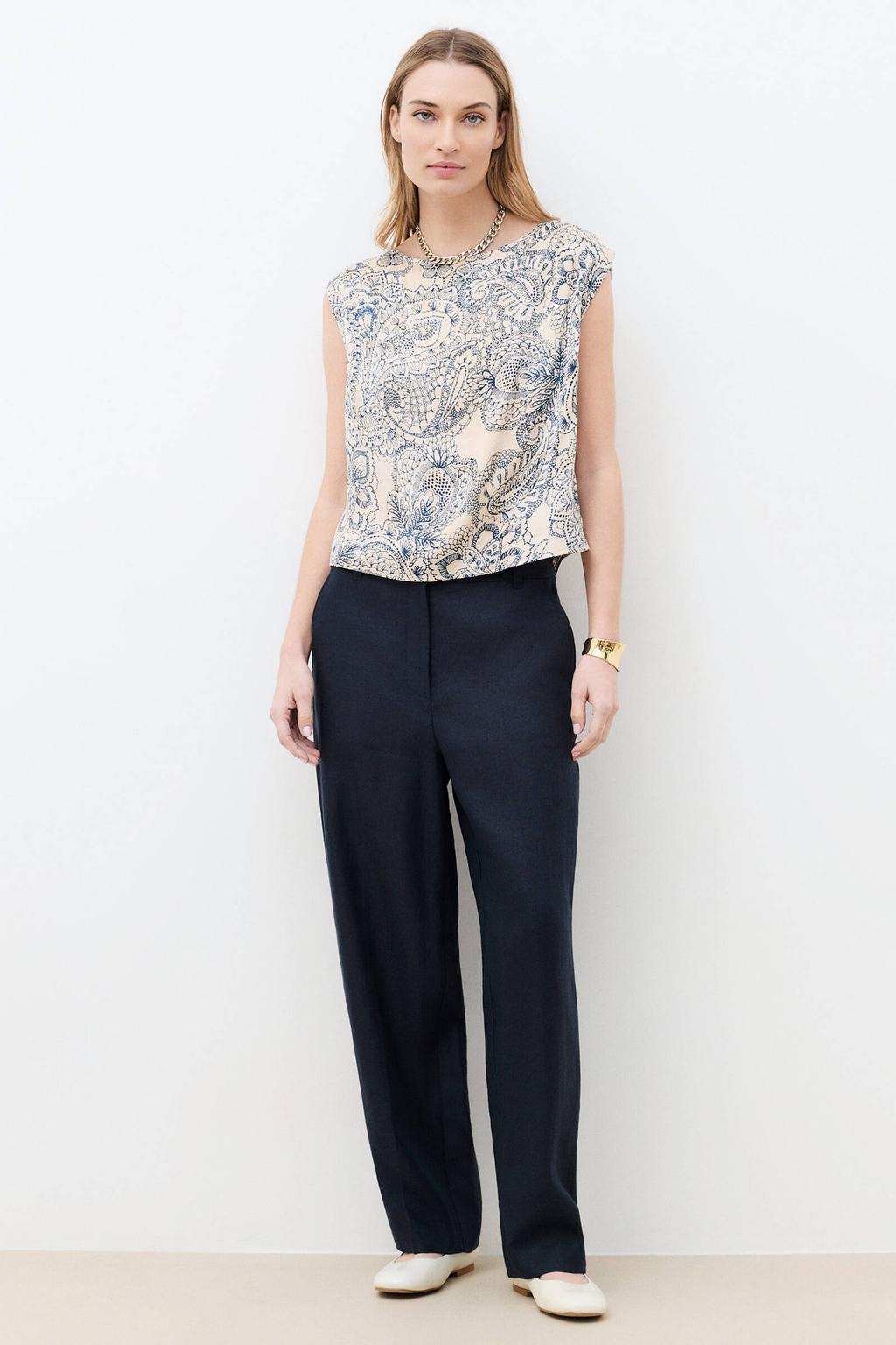 Ecru en blauwe dames Caroll top print van viscose met paisley print en ronde hals