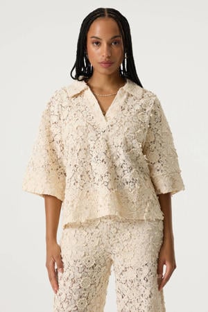 top broderie beige