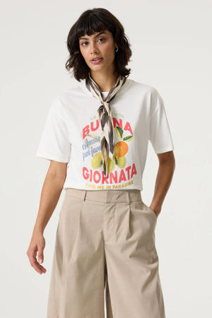 T-shirt wit