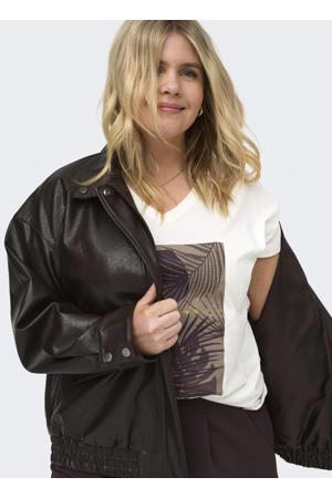 T-shirt wit