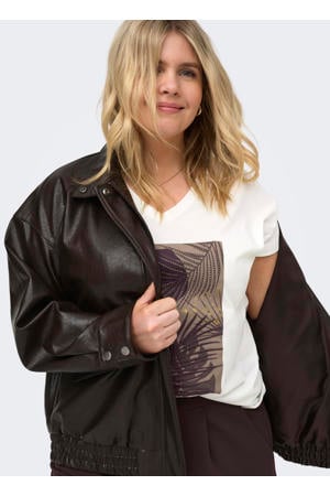 T-shirt wit