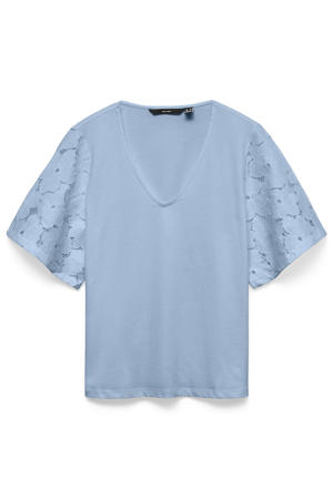 T-shirt broderie lichtblauw