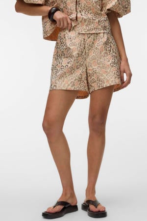 straight regular waist casual short
