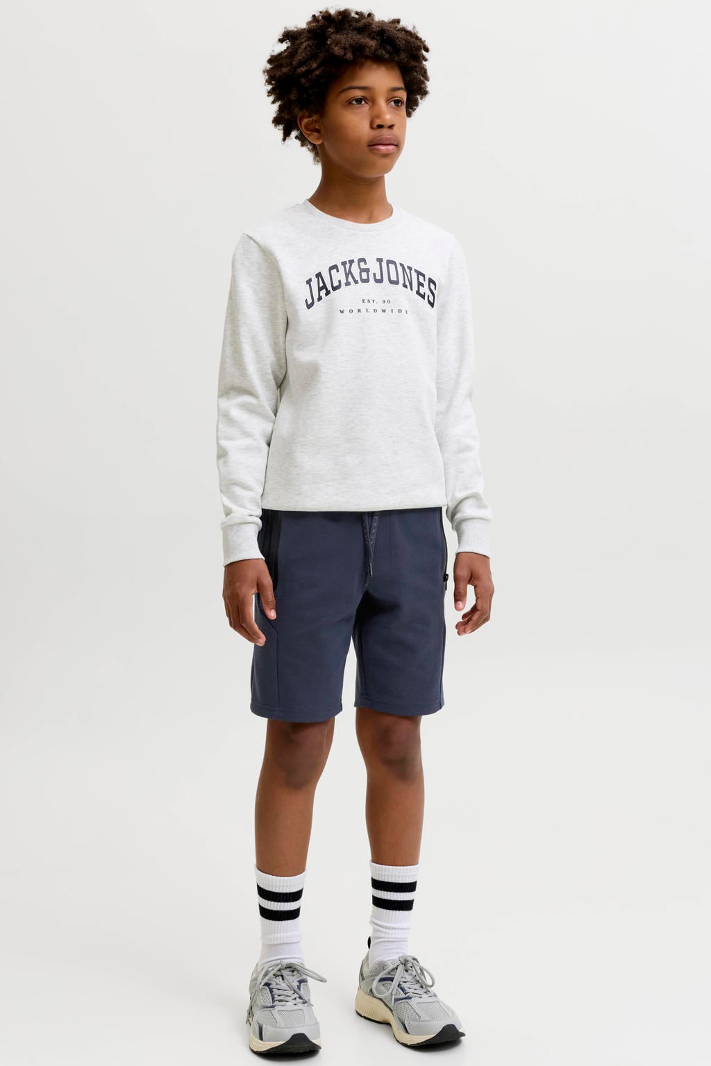 Donkerblauwe jongens JACK & JONES JUNIOR slim sweatshort met elastische tailleband met koord en effen
