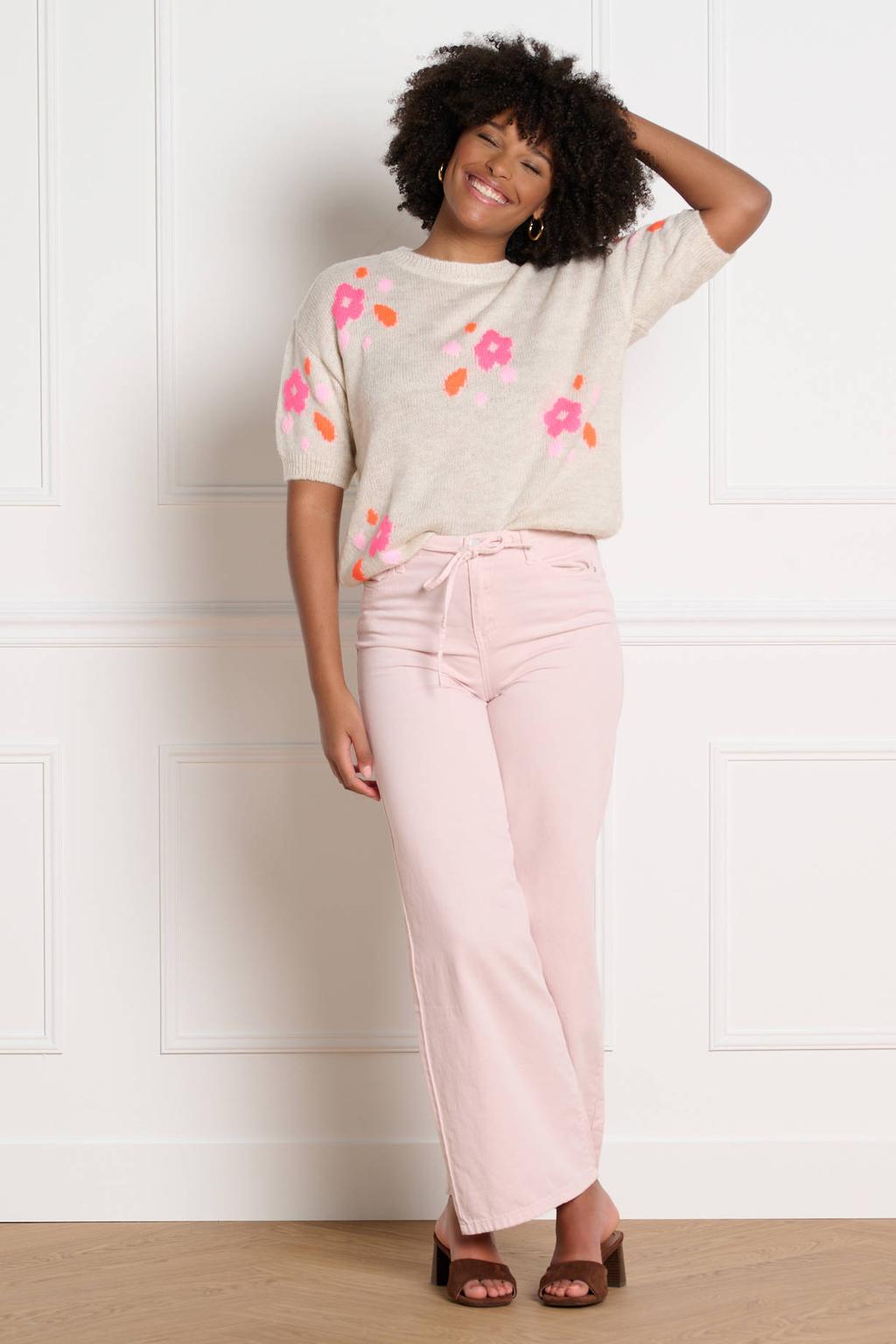 Beige en roze dames LOLALIZA gebloemde gebreide trui van acryl met driekwart mouwen en ronde hals