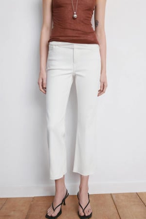 flared jeans wit