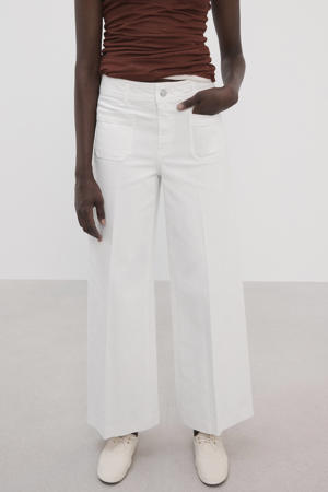 wide leg jeans wit