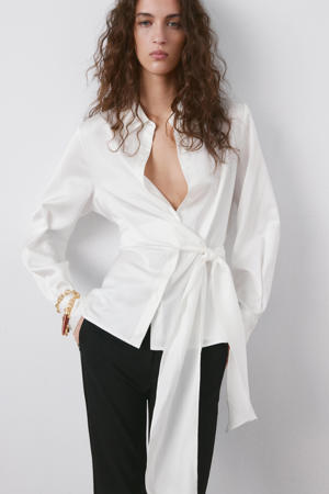 blouse wit
