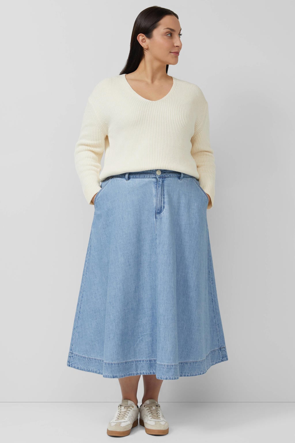 Light blue denim dames s.Oliver Curve spijkerrok gemaakt van denim en met rits- en knoopsluiting