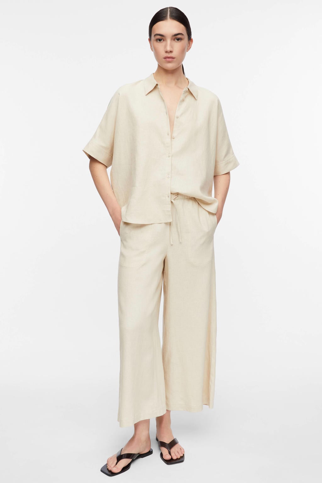 Beige dames comma blouse van linnen met effen, korte mouwen, klassieke kraag en knoopsluiting