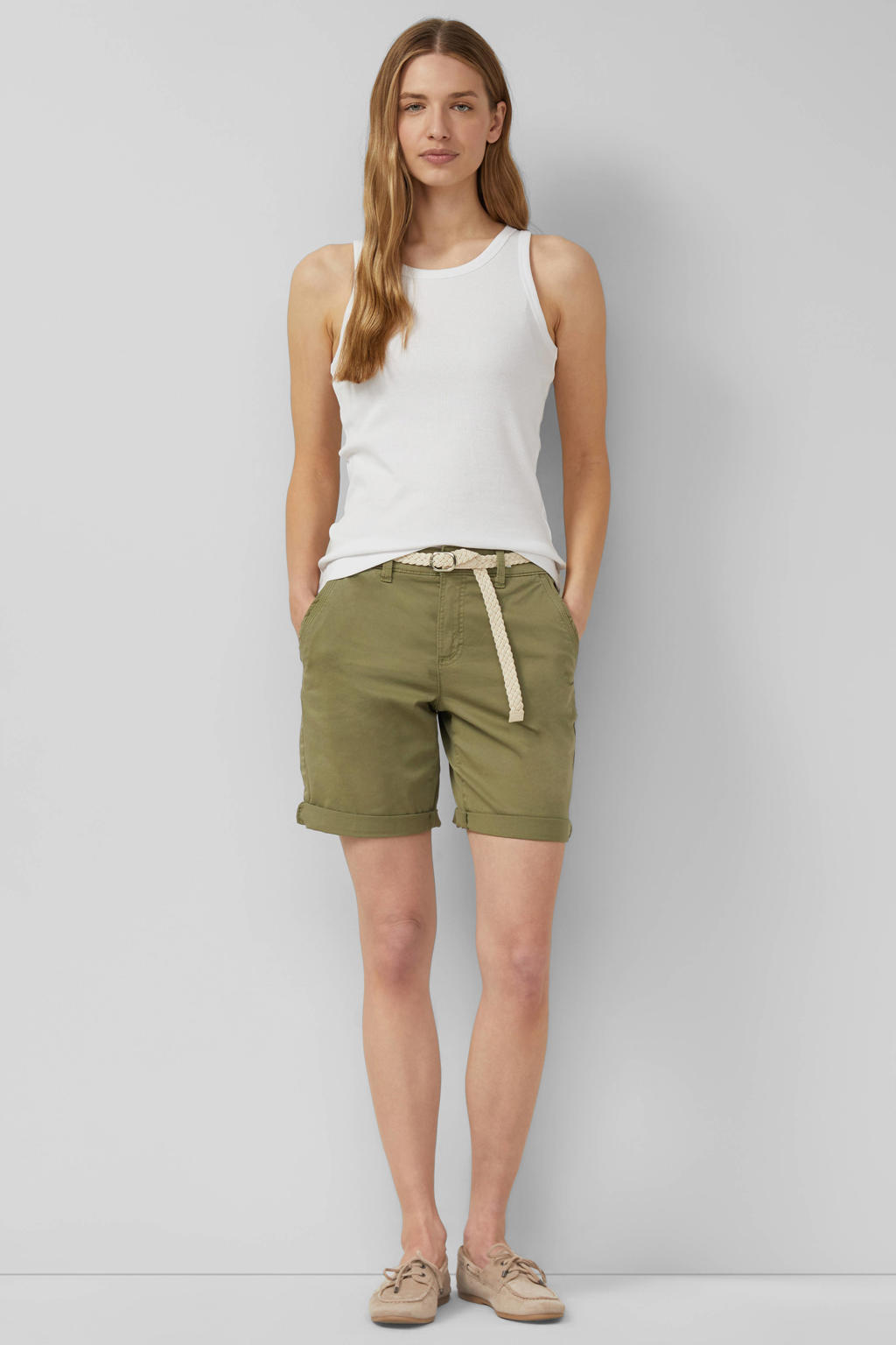 Groene dames s.Oliver regular waist chino short van katoen met rits- en knoopsluiting en effen