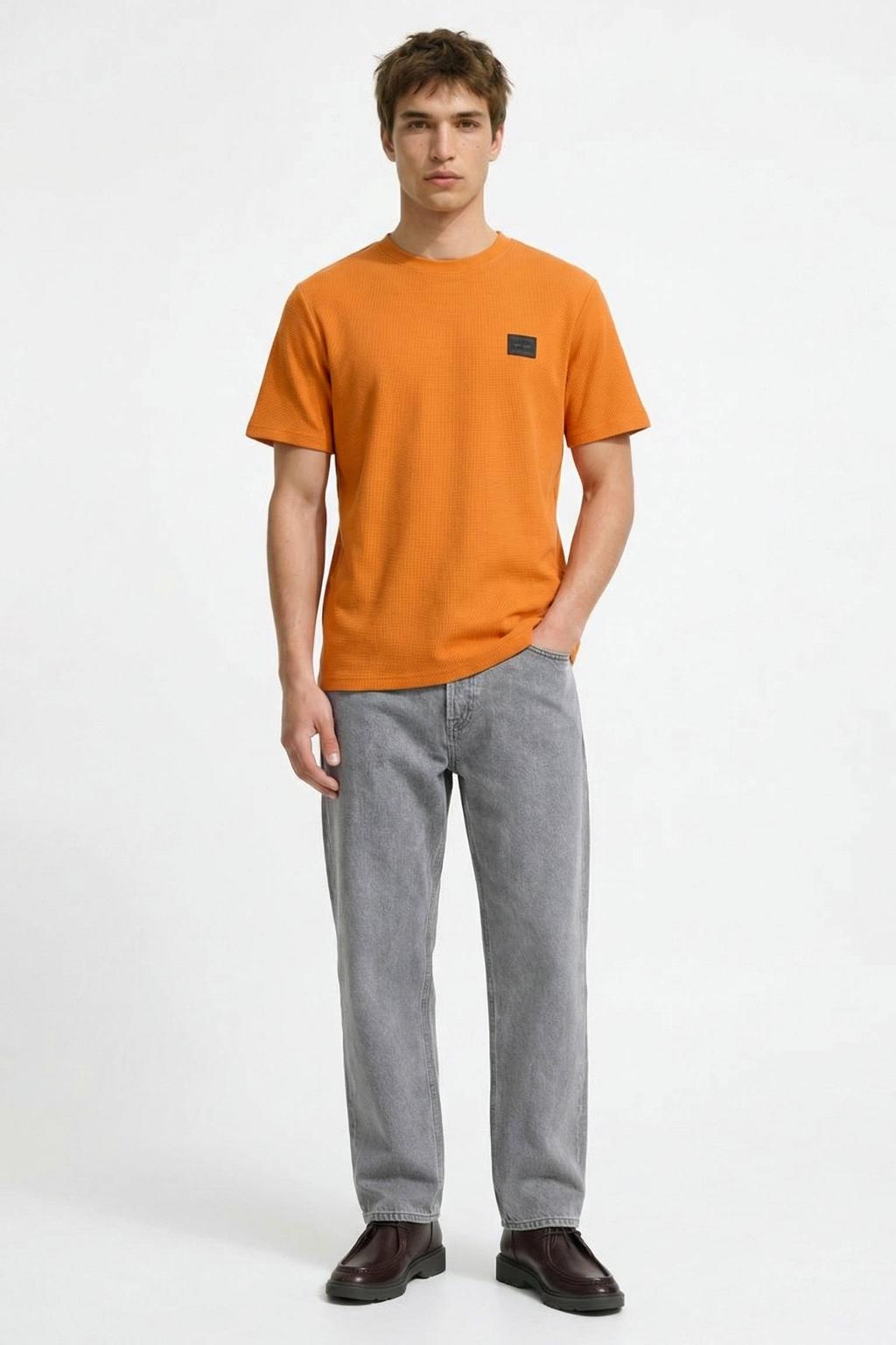 Oranje heren JACK & JONES relaxed T-shirt van polyester met effen, korte mouwen, ronde hals en textuur