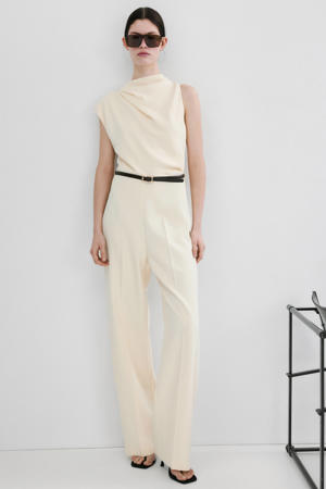 Aansluitend jumpsuit ecru