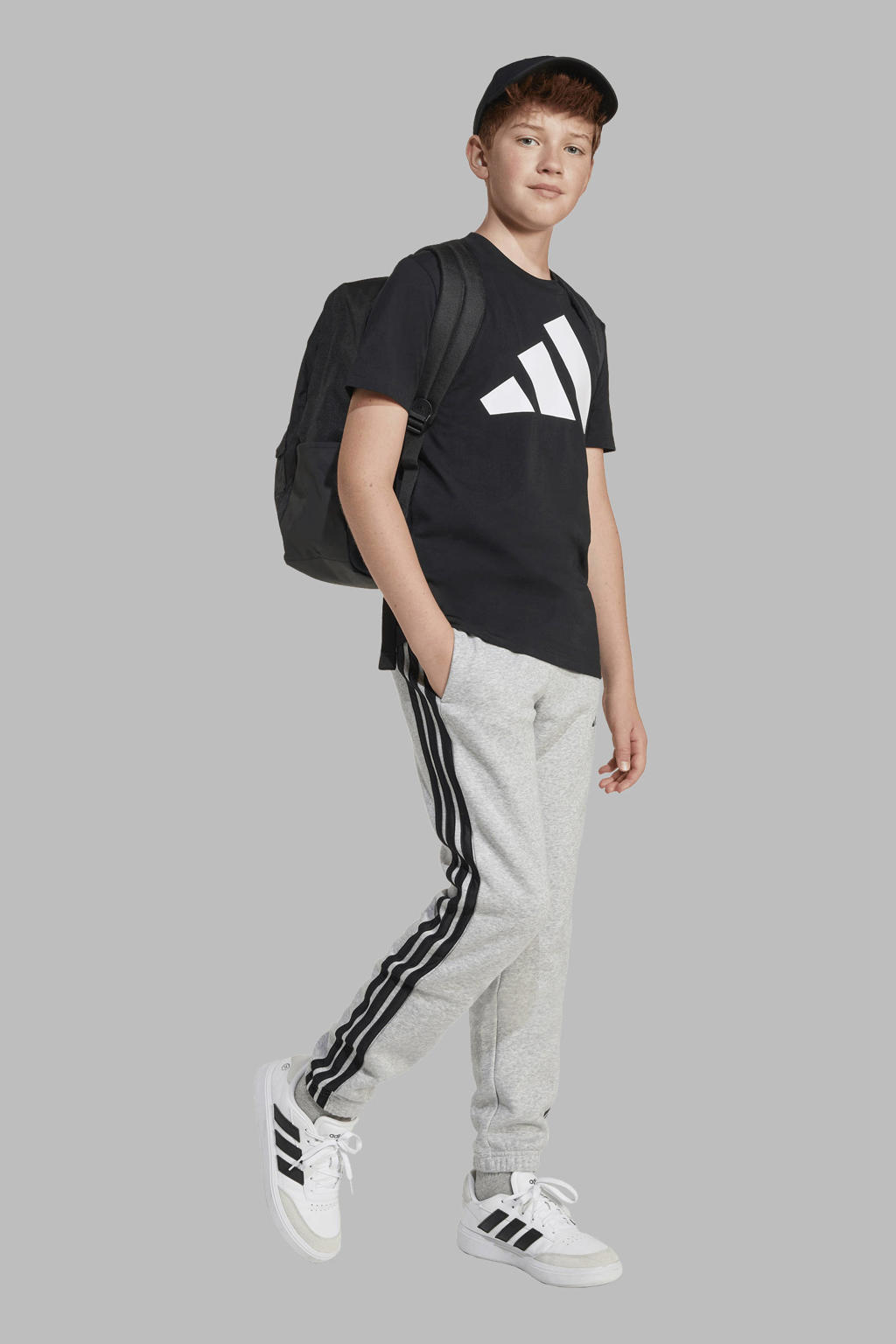 Zwart en witte jongens en meisjes adidas Sportswear T-shirt van katoen met logo dessin, korte mouwen en ronde hals