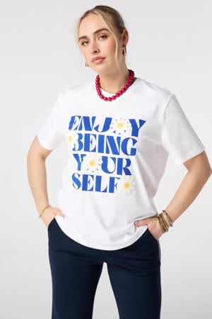 T-shirt wit