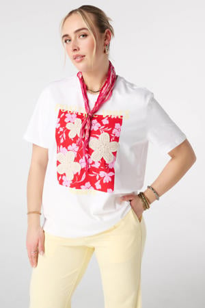 T-shirt wit gehaakt