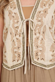 thumbnail: NUKUS regular gilet beige
