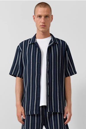 relaxed gestreept casual overhemd donkerblauw